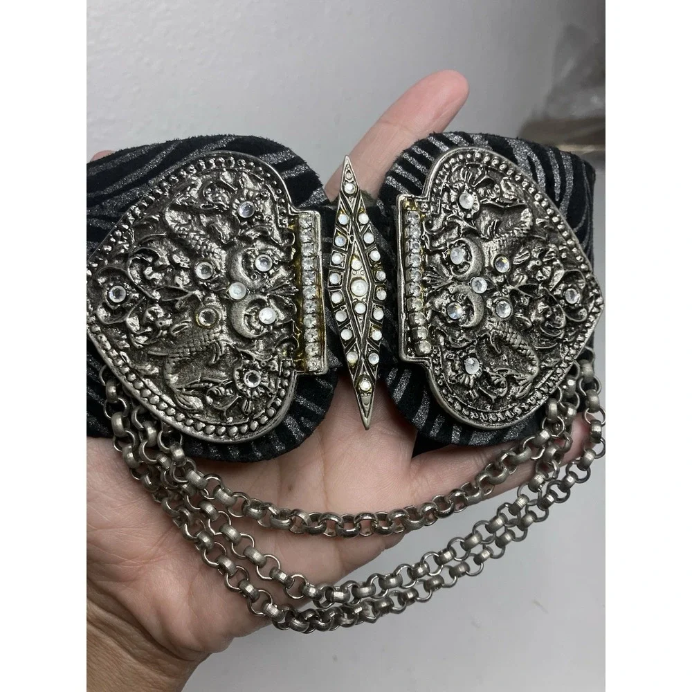 VTG 1992 Nina Arjani Zebra Print Cinch Waist Statement Buckle Front Heavy Belt S